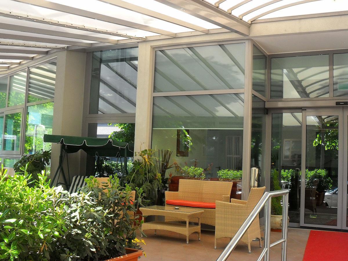 Hotel Etoile Rimini Buitenkant foto