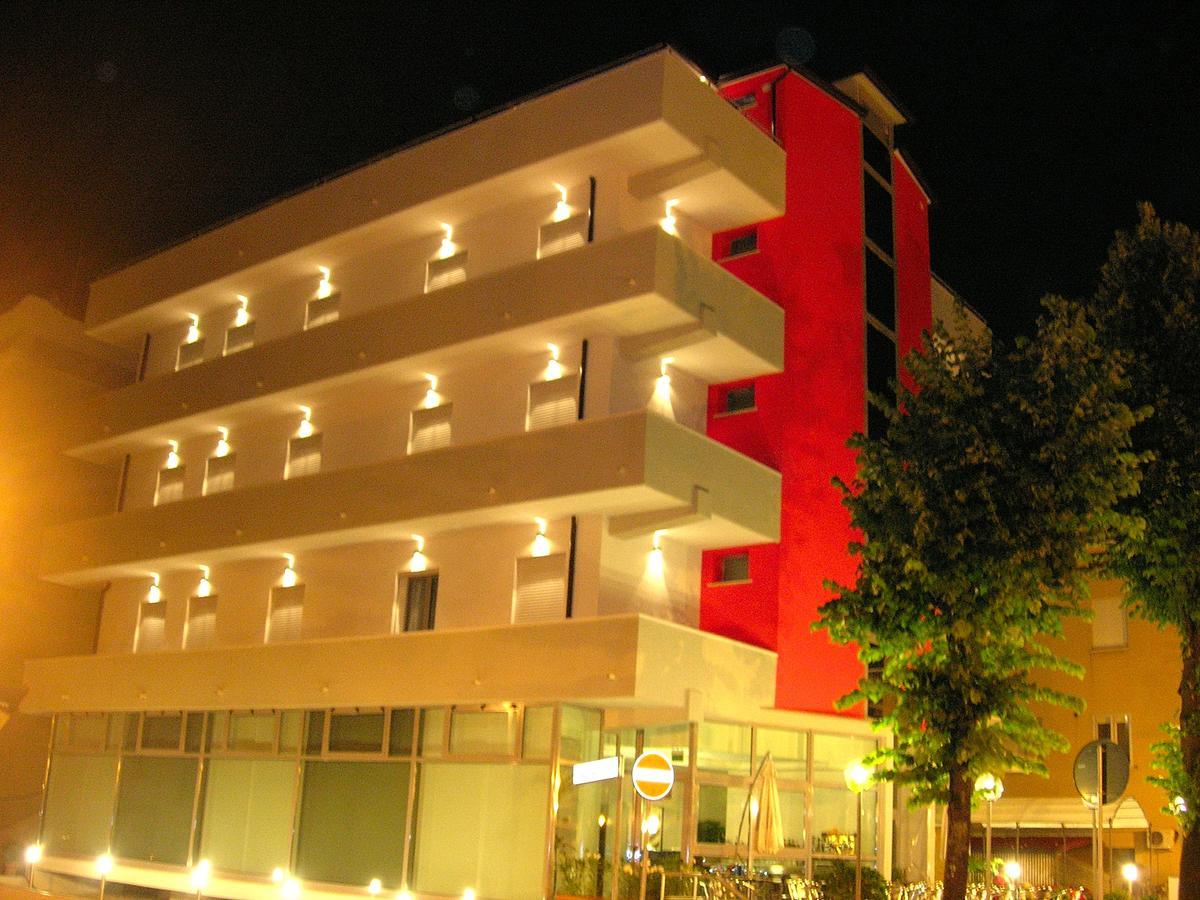 Hotel Etoile Rimini Buitenkant foto