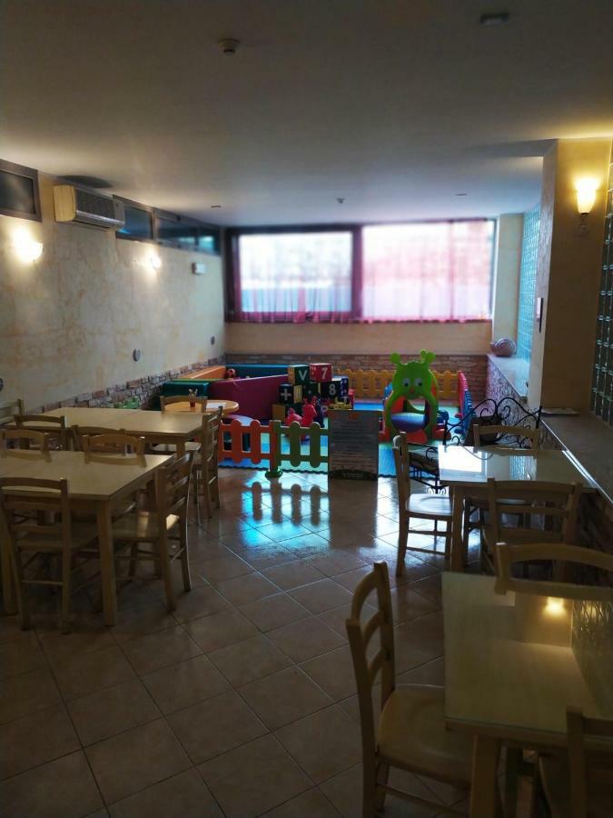 Hotel Etoile Rimini Buitenkant foto